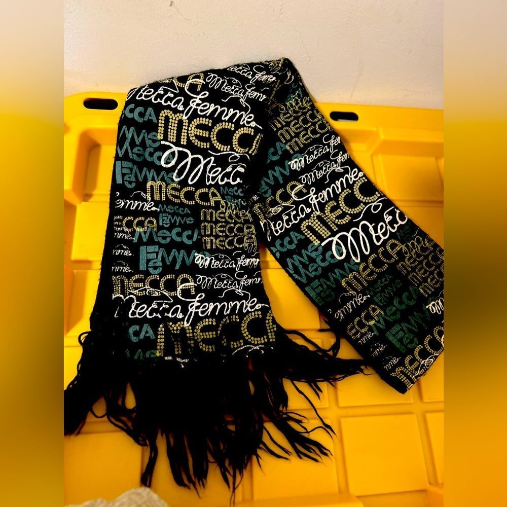 Y2k Mecca Scarf